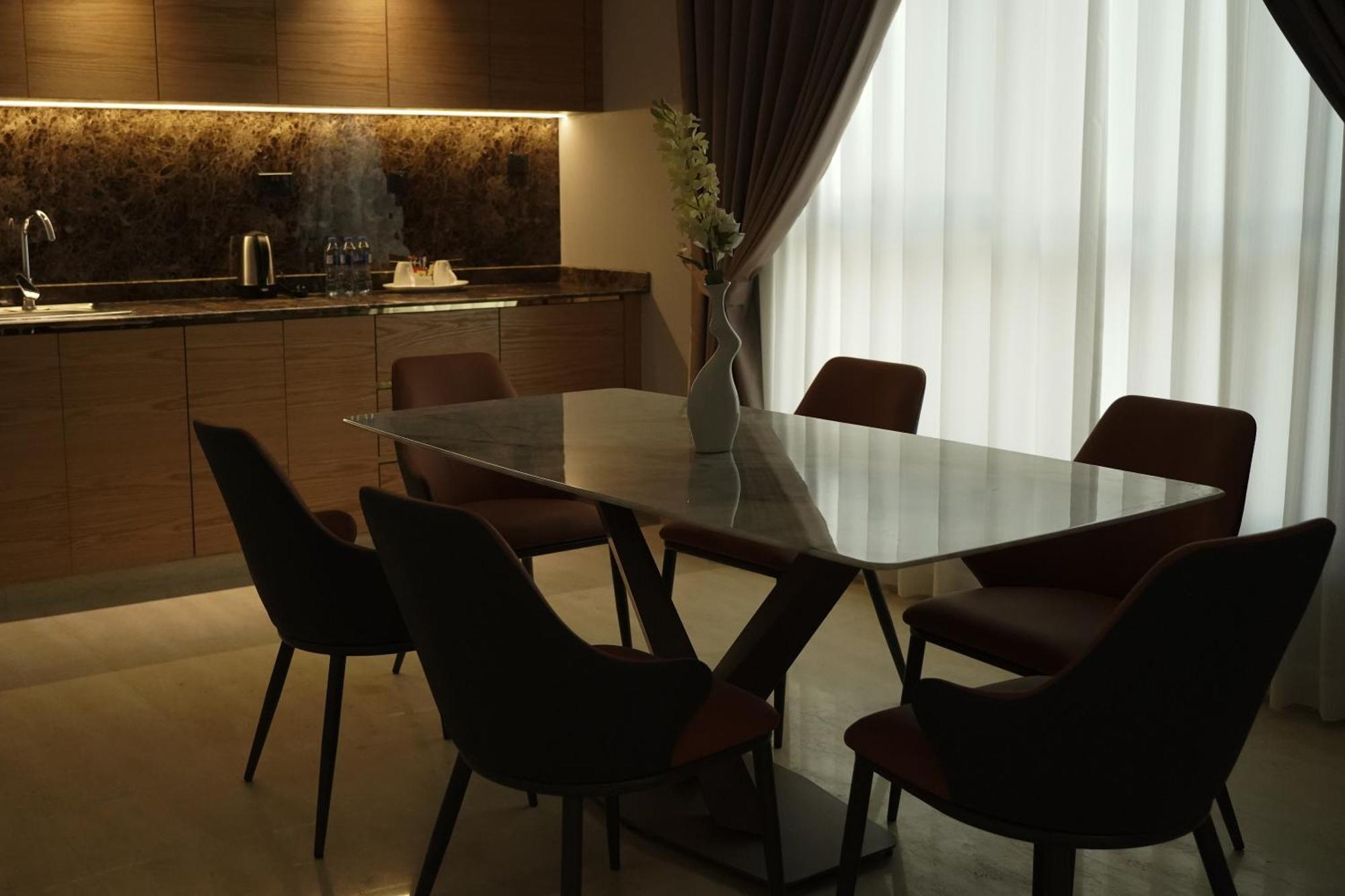 La Zona Continental Hotel Дубай Экстерьер фото