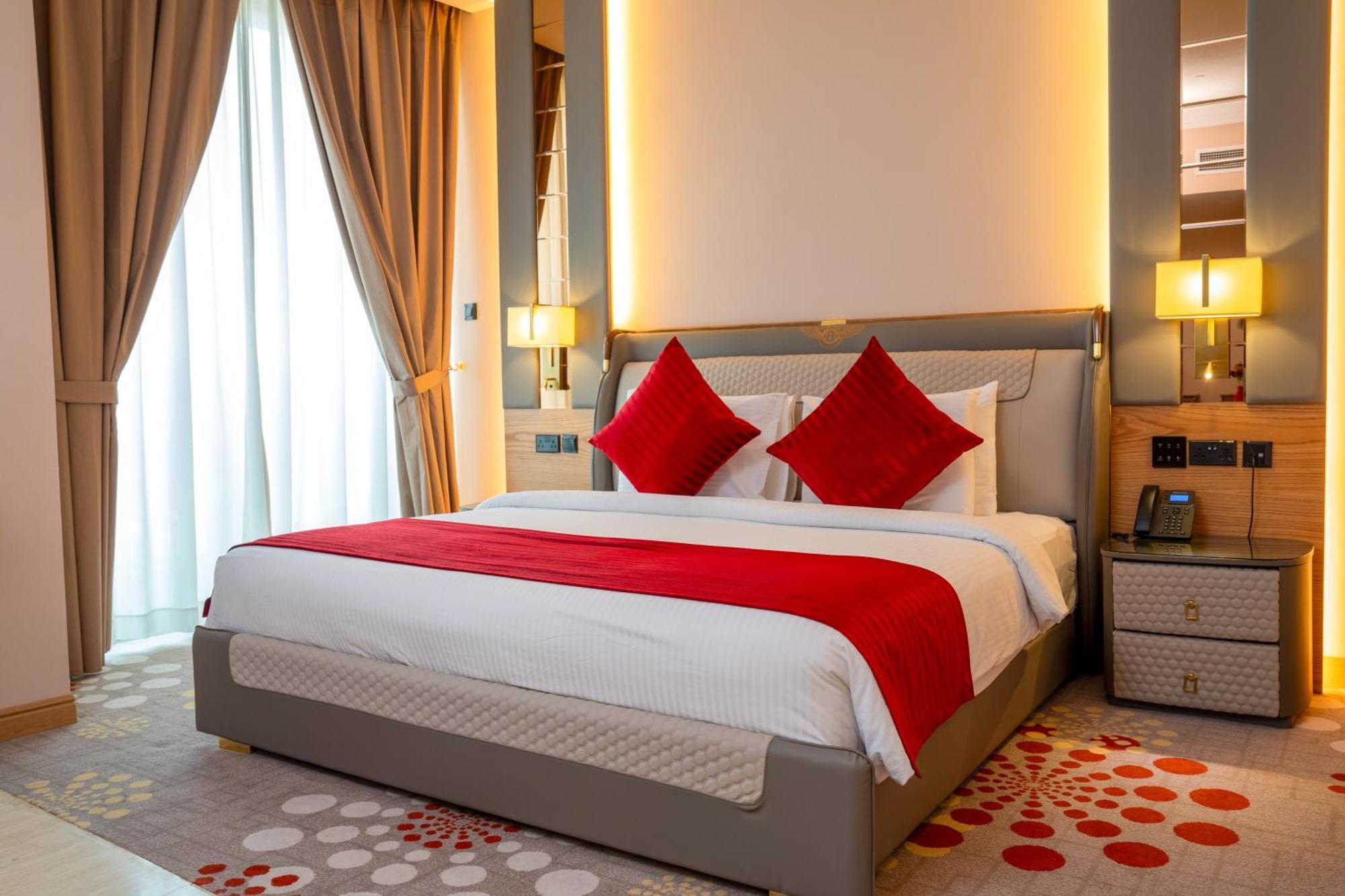 La Zona Continental Hotel Дубай Экстерьер фото